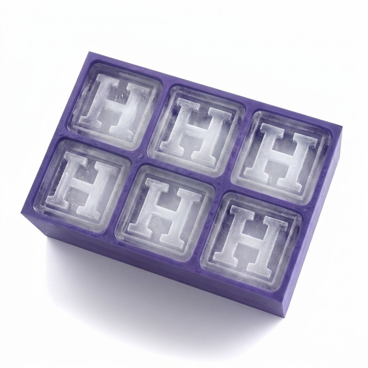 Give a memorable 18th birthday gift with this purple ice tray personalised with an H monogram – ideal for home bars, celebrations, and making every drink special.