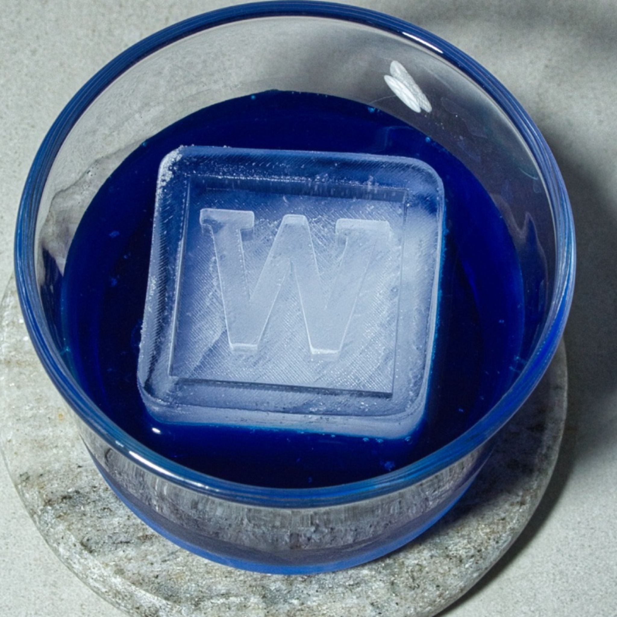Custom Letter W Ice Tray – Personalised Gift for William, Willow, Wendy & More - Chilled Out Creations